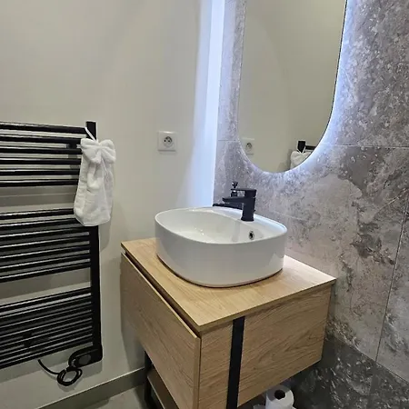 Cocon Renove Pres Du Tram * Dijon