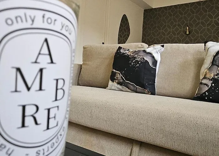 Cocon Renove Pres Du Tram